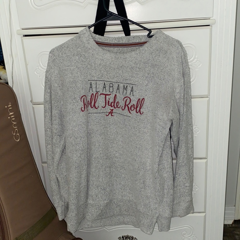 such a cute alabama sweatshirt